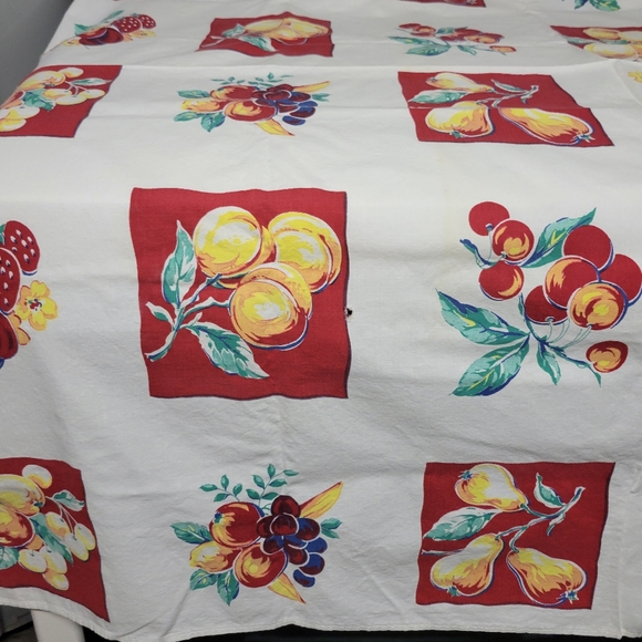 Vintage (40s) Cotton Fruit Print 48" Square Tablecloth - Picture 1 of 3